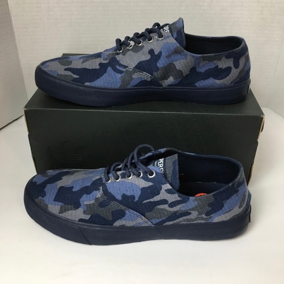Blue Navy Camo Print Men's High Top Shoes